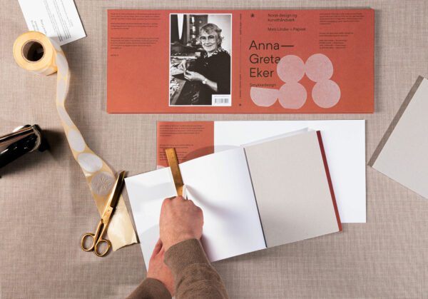 Foto av bok uten omslag